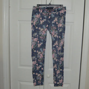 🔵B1G1 50%OFF🔵 Celebrity Pink Floral Skinny Jeans